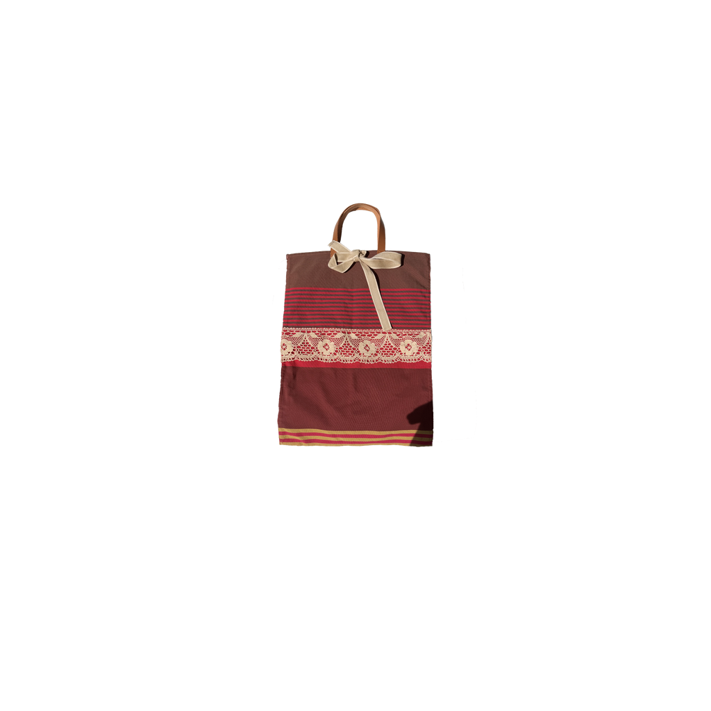 033.